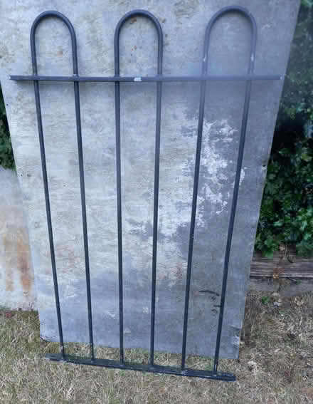 Photo of free wrought iron (Twyford RG10) #1