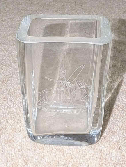 Photo of free Small glass rosebud vase. (AB22) #2