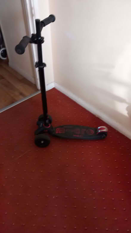 Photo of free Child's micro maxi scooter age 5-12 (Forest Gate E7) #1