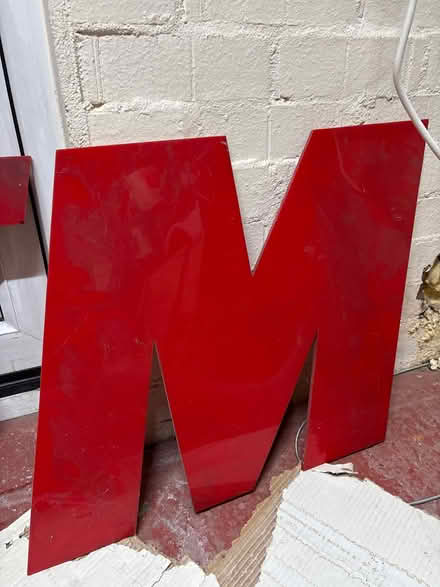 Photo of free M- letter red plastic (SW8) #1