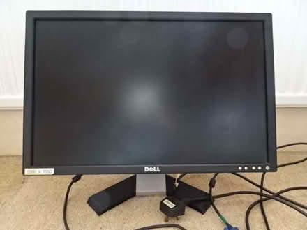 Photo of free Computer Screen (Staines-upon-Thames TW18) #1