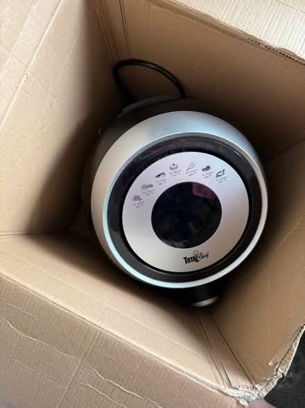 Photo of free New Total Chef Air Fryer (Mississauga/ Streetsville) #2