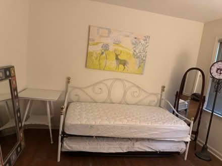 Photo of free Vintage White Daybed with Trundle (Clover Hill 1) #2