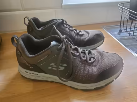 Photo of free Skechers Grey Trainers. Size 9 (South Woodham Ferrers) #1