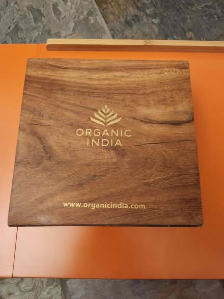 Photo of free Wooden Box 18cm x 18cm x 8cm (Walsall WS1) #1
