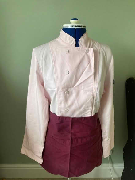 Photo of free Pink chef’s jacket (Chesterfield S40) #1