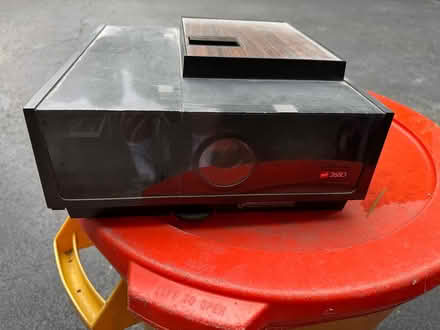 Photo of free GAF 35mm Slide Projector (94 Washington Blvd. , Commack) #1