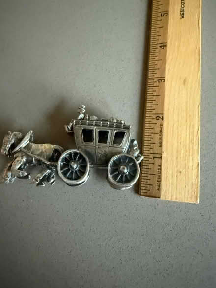 Photo of free Small bronze decoration (95070) #3