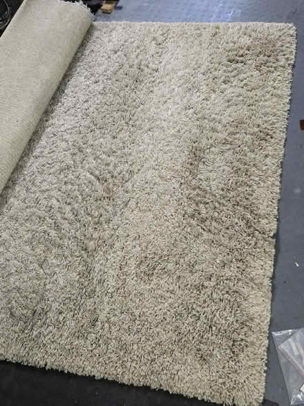Photo of free Rug (Allerton L18) #1