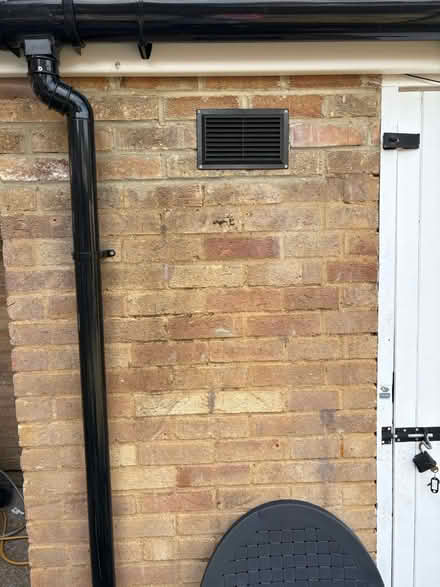 Photo of Small window with opening (Warwick CV34) #1