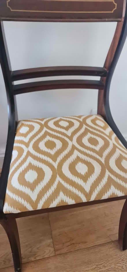 Photo of free 4 x dining chairs (Furzedown SW17) #4