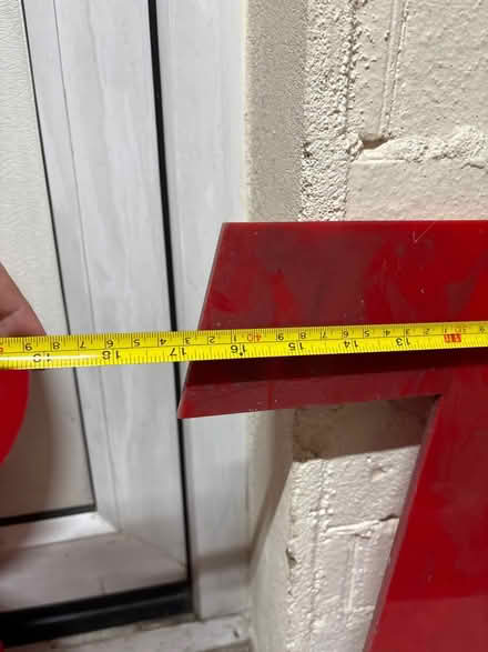 Photo of free T- letter in red plastic (SW8) #3