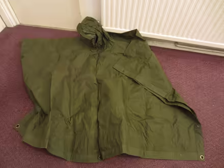 Photo of free British Army Poncho / Shelter (W2 - Notting Hill Gate) #1