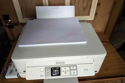 Photo of free Epson scanner printer (Belper DE56) #2