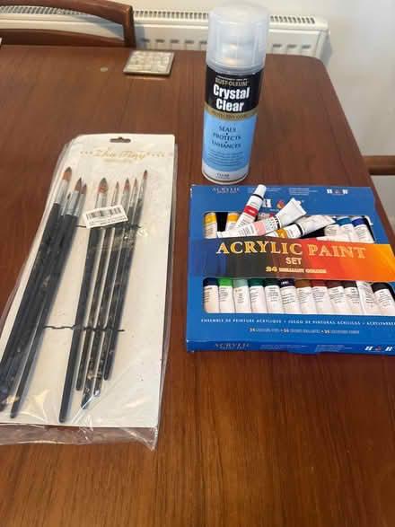 Photo of free Paints, paintbrushes & sealant (Sg6 3nb) #1