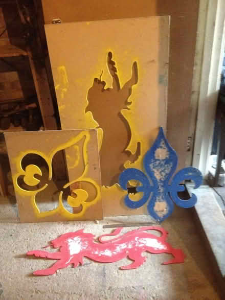 Photo of free large woodern stencils (Quinton B32) #1