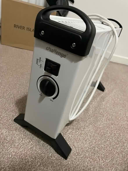 Photo of free Electric heater 2kw white (Strawberry Hill TW1) #2