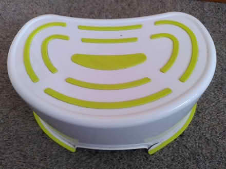 Photo of free Child step stool (Ecclesall, S11) #1