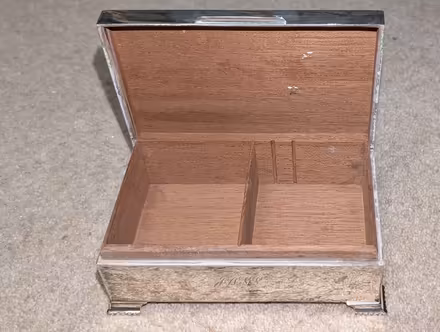 Photo of free Wood lined, Silver cigarette box. (AB22) #4