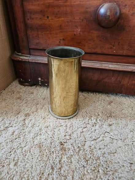 Photo of free Gold pot (Riddlesdown CR8) #1