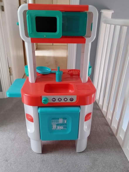 Photo of free Toy kitchen (Black Notley) #1