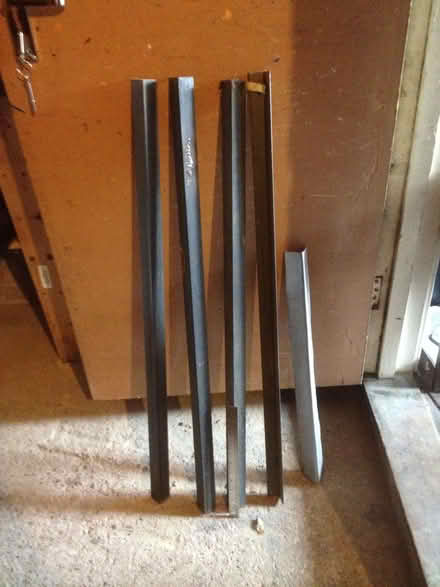 Photo of free angle iron (Quinton B32) #1