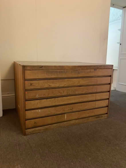 Photo of free Plan chest w44”xd32”xh28.5” (Clerkenwell EC1V) #1