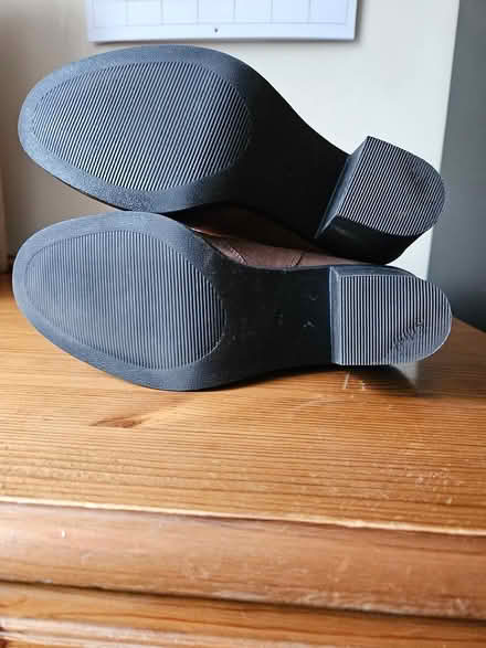 Photo of free H&M Brown ankle boots size 6 (Minehead) #3