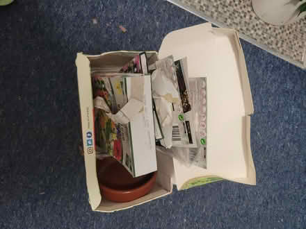 Photo of free Plantpots, mixed seeds (Crookes S10) #2