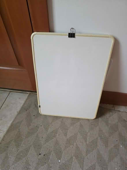 Photo of free Small white board (Central District/Madrona) #1