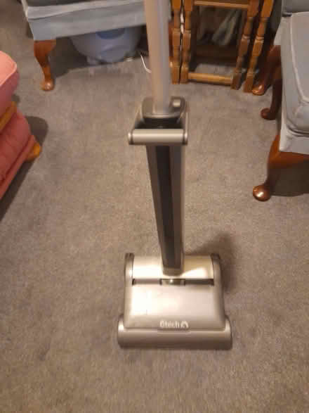 Photo of free Cordless vacuum cleaner partly working (Stisted CM77) #1