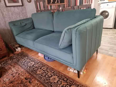 Photo of free Sofa (Midhurst) #2