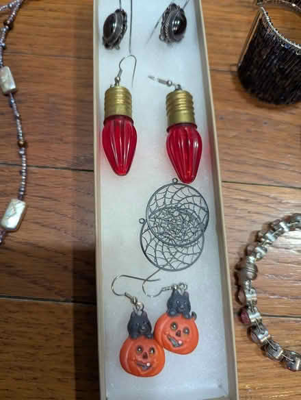 Photo of free Random jewelry (Sunnyvale) #4