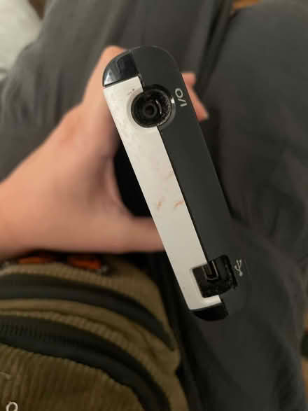 Photo of free TI 84 (missing cover) (Purple line Main Stop Evanston) #3