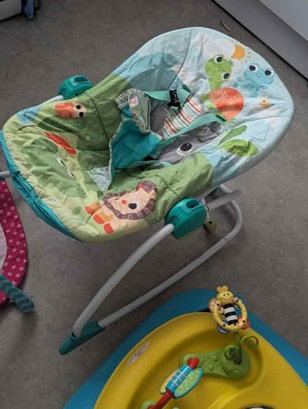 Photo of free Baby rocker (Lowedges S8) #1
