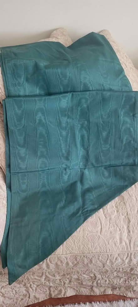 Photo of free Window Topper Scarf (Gambrills off Waugh Chapel Rd) #2