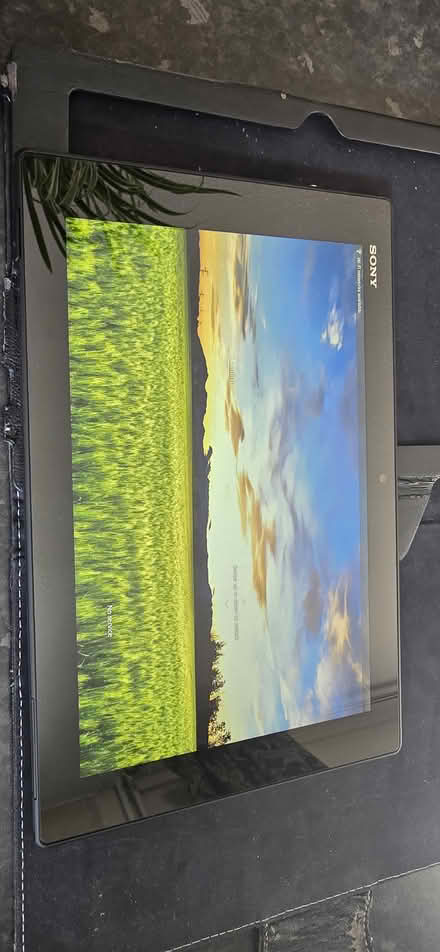 Photo of free Siny Experia 10 inch tablet (Brierley Hill DY5) #2