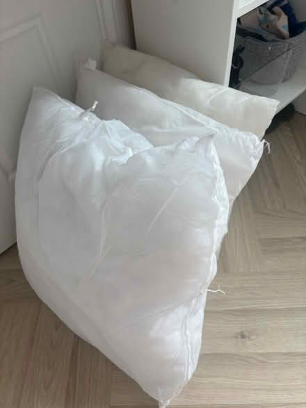 Photo of free King size quilt & cushions (L36 Roby) #2