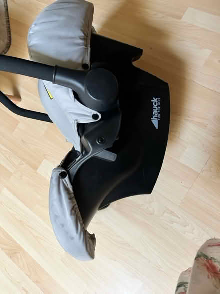 Photo of free Baby carseat (Huddersfield (HD1)) #2