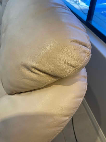 Photo of free High-Back Leather Sofa (Harrisdale 6112) #4