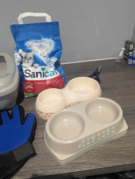 Photo of free Cat litter trays (Po7 7ae) #3