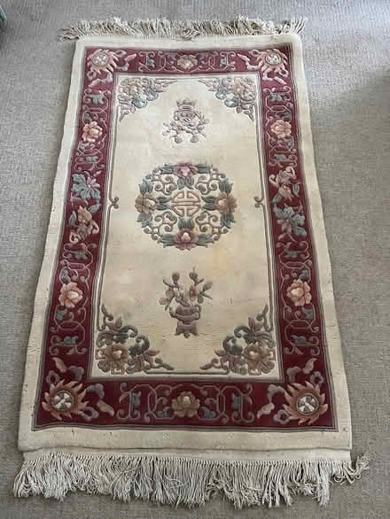 Photo of free Thick Pile Rug (Leighton Buzzard LU7) #1