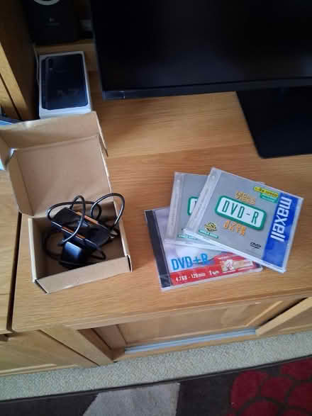 Photo of free Web cam and unused dvd +R disks (LU1) #1