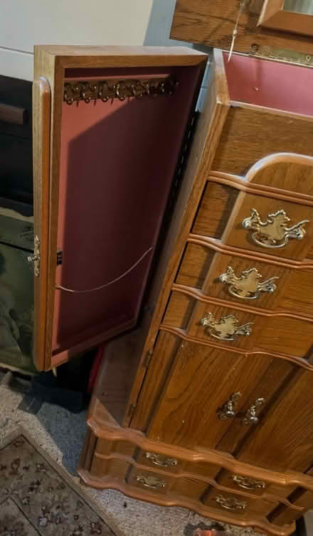 Photo of free Jewelry Cabinet (San Jose California) #2