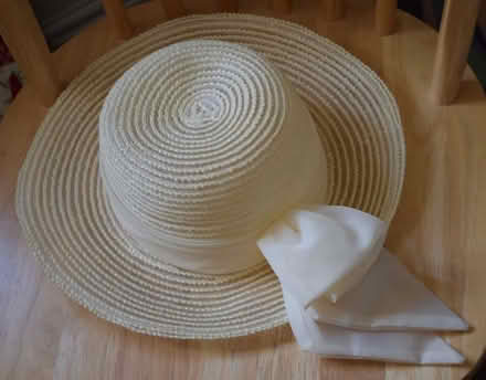 Photo of free Women's sun hat (Hailsham BN27) #1