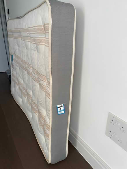 Photo of free Double mattress very good condition (Kingston KT2) #2