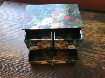 Photo of free Storage small (Penbeagle TR26) #2