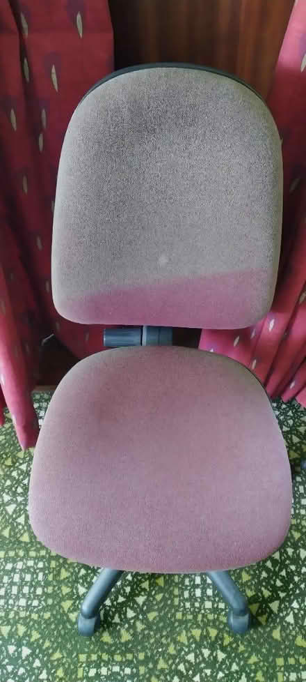 Photo of free Office swivel chair (Wollaton NG8) #1