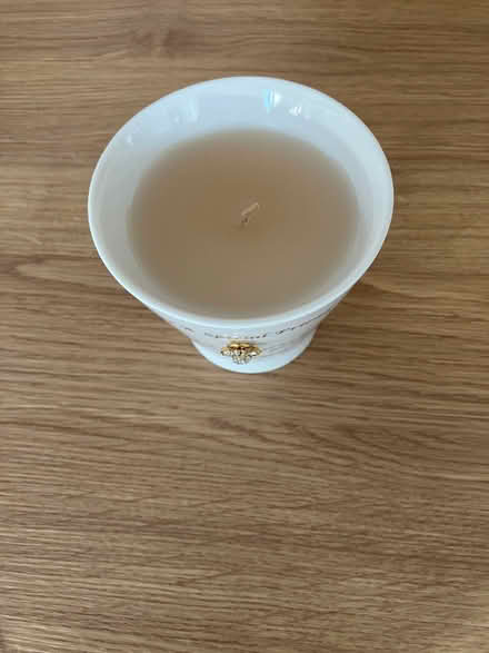 Photo of free āSpecial Friendā candle (Aston CH5) #2
