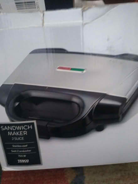 Photo of free Toastie Sandwich Maker (Hightown BH24) #1